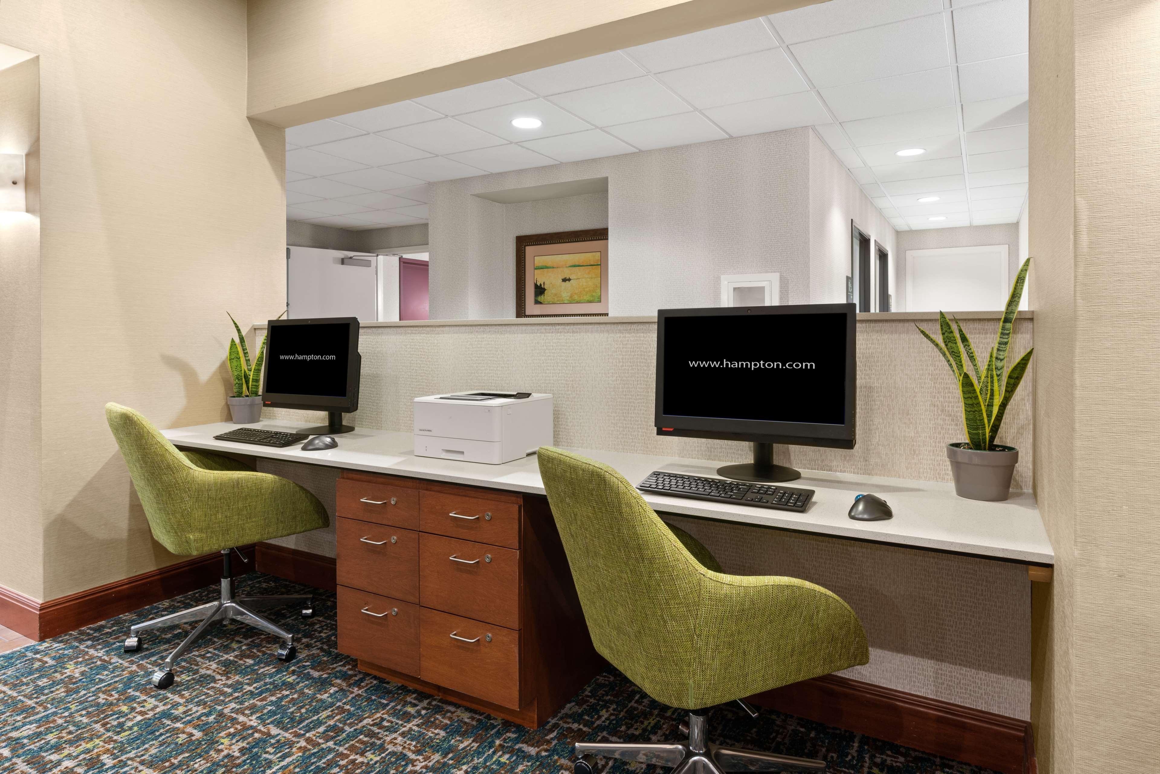 Hampton Inn & Suites Burlington Eksteriør billede