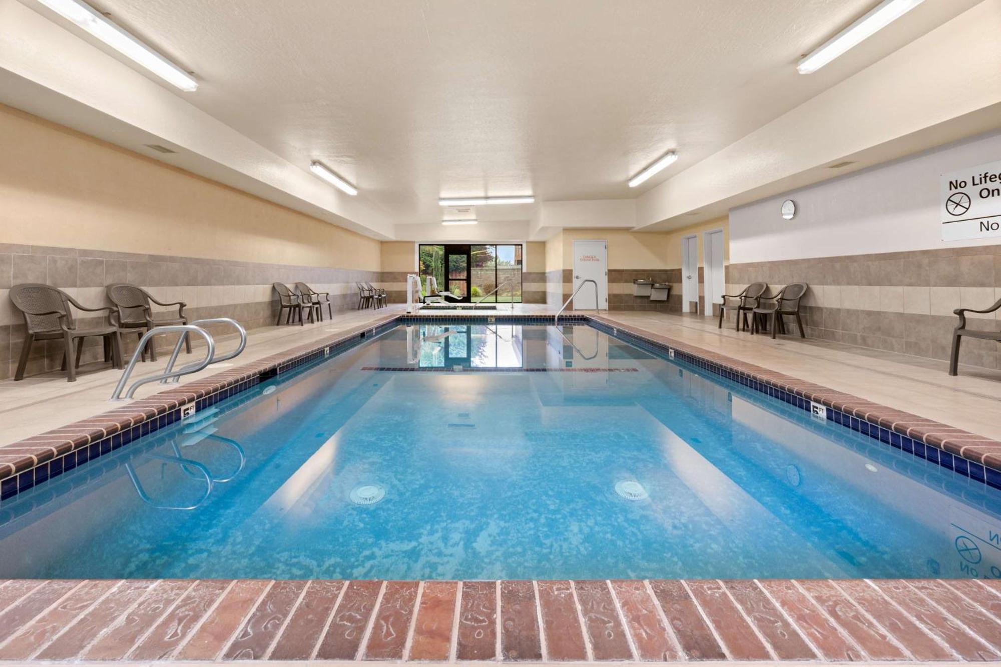 Hampton Inn & Suites Burlington Eksteriør billede