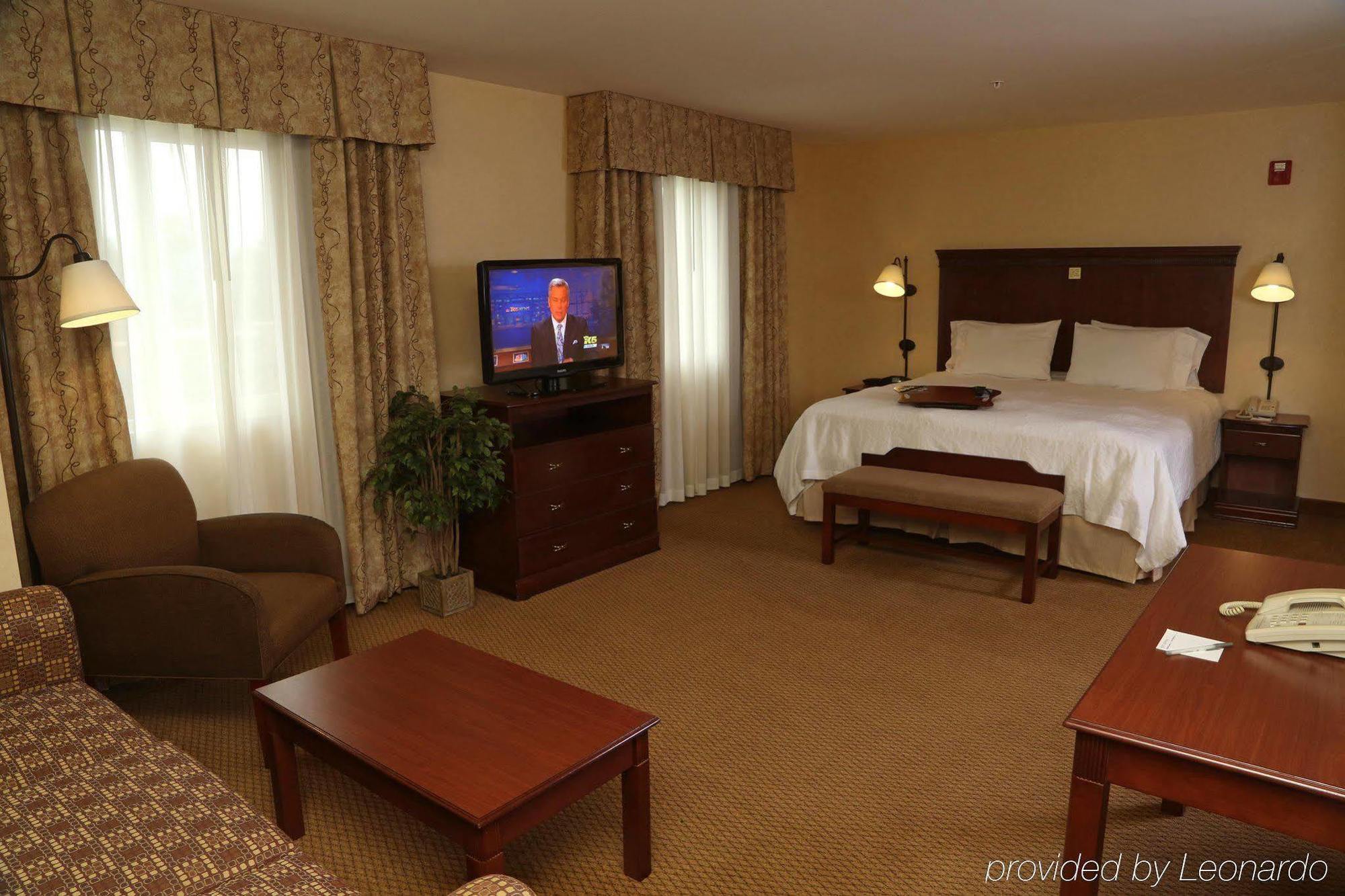 Hampton Inn & Suites Burlington Eksteriør billede